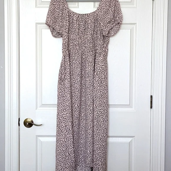NWT Bubble Sleeve Smocked Midi Dress Who What Wear Large - Picture 3 of 7